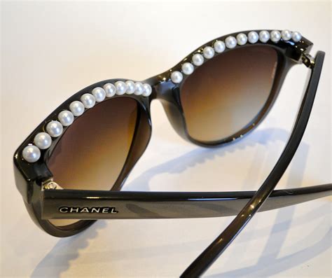 chanel sunglasses wit pearls and tiger print purple leans|Best 25+ Deals for Chanel Sunglasses Pearl .